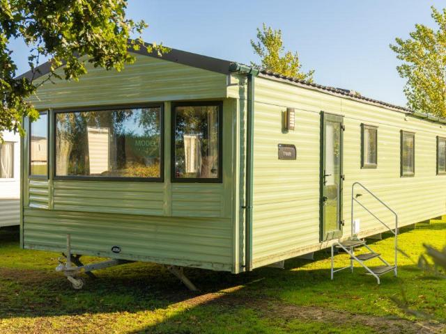 Park Home for sale in Garretts, Swale