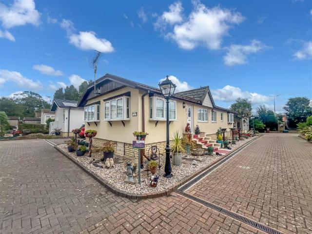 Park Home for sale in Bersted, Clapham