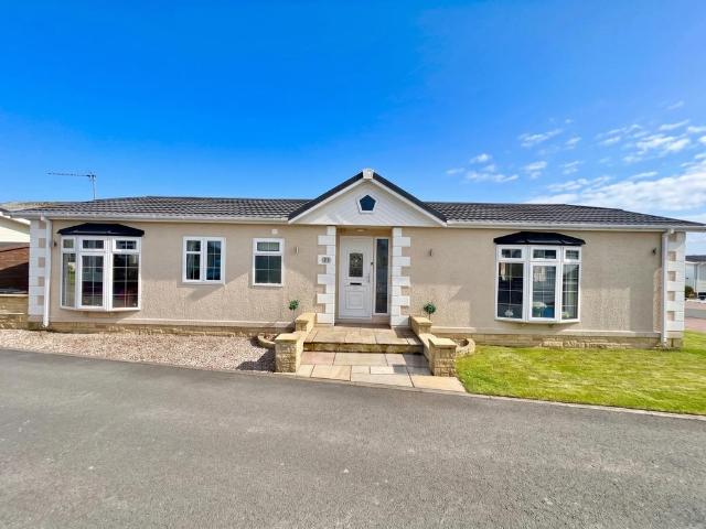 Park Home for sale in Burnhouse, North Ayrshire