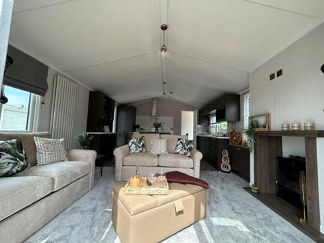 Park Home for sale in Eastbridge, Suffolk