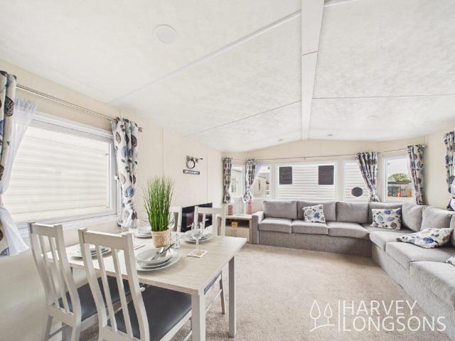 Park Home for sale in Felixstowe, Eastbridge