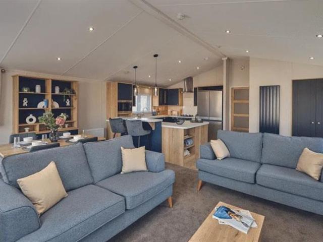 Park Home for sale in Spring Vale, Hampshire