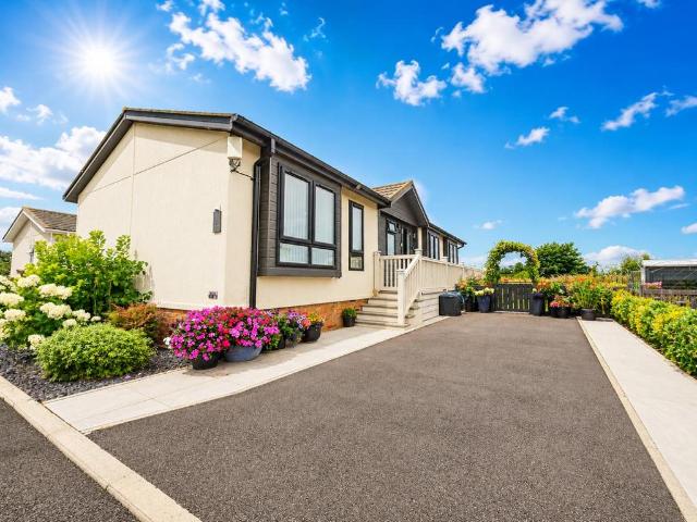 Park Home for sale in School Aycliffe, Darlington