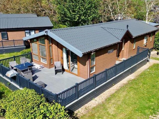 Park Home for sale in Ashurst Bridge, Hampshire