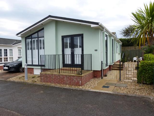 Park Home for sale in Coosebean, Penweathers