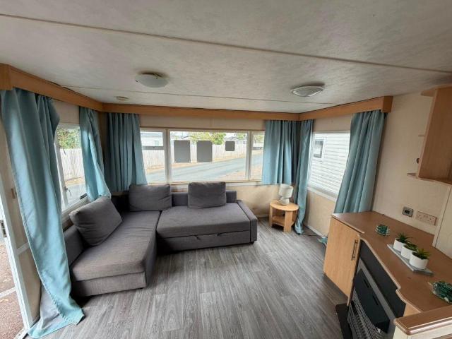 Park Home for sale in Dale Hill, Essex