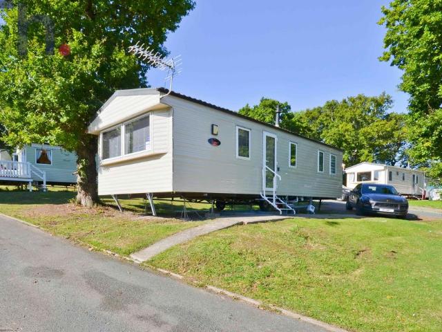 Park Home for sale in Porchfield, Isle Of Wight