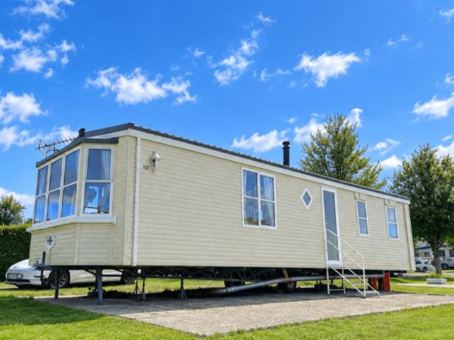 Park Home for sale in Garretts, Swale