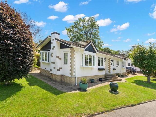 Park Home for sale in Cross In Hand, East Sussex