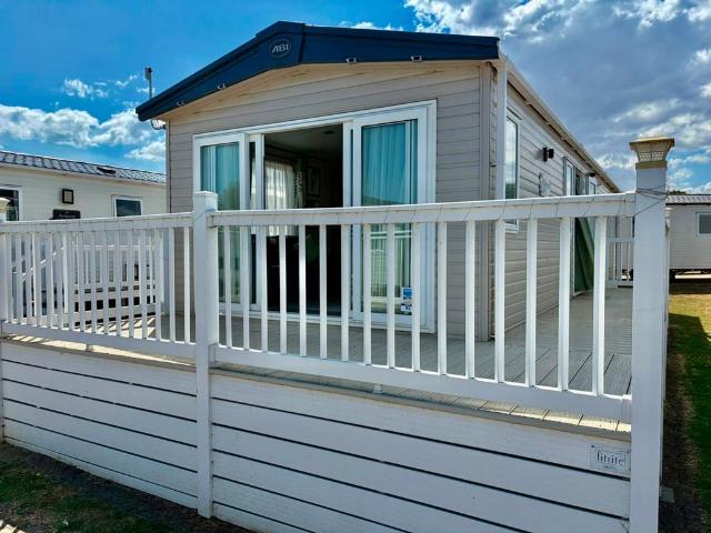 Park Home for sale in Eastbridge, Suffolk
