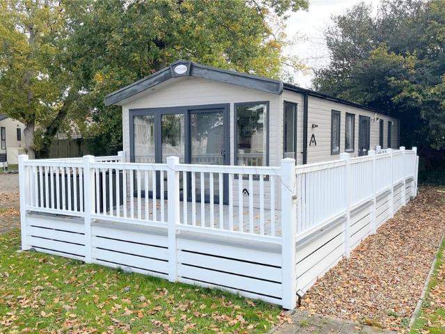 Park Home for sale in Christchurch