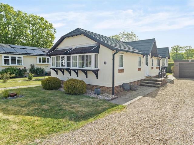 Park Home for sale in Cross In Hand, East Sussex