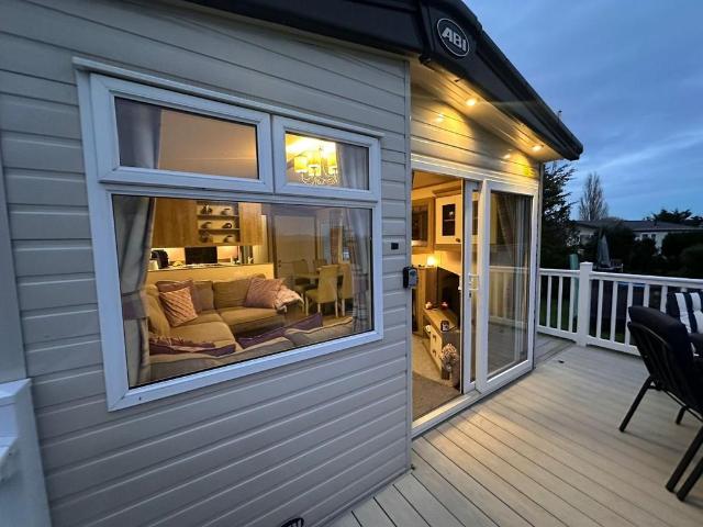 Park Home for sale in Steeple, Maldon
