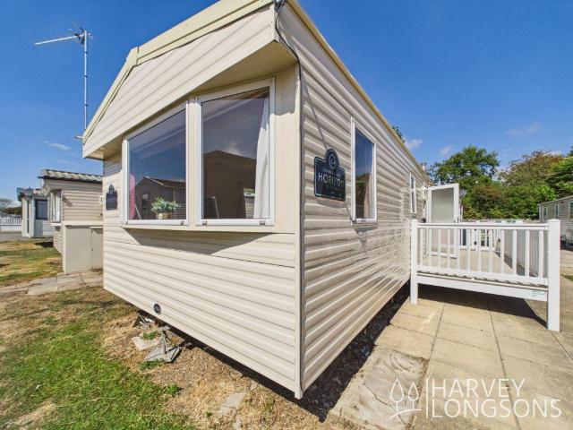 Park Home for sale in Felixstowe, Eastbridge