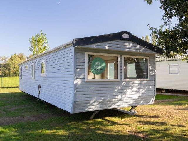 Park Home for sale in Garretts, Swale