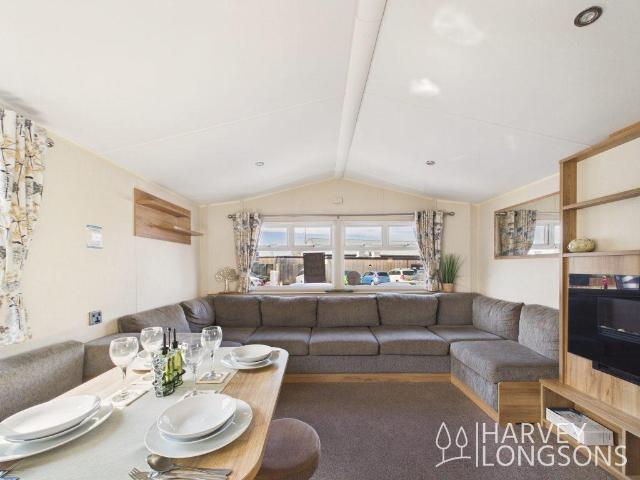 Park Home for sale in Felixstowe, Eastbridge