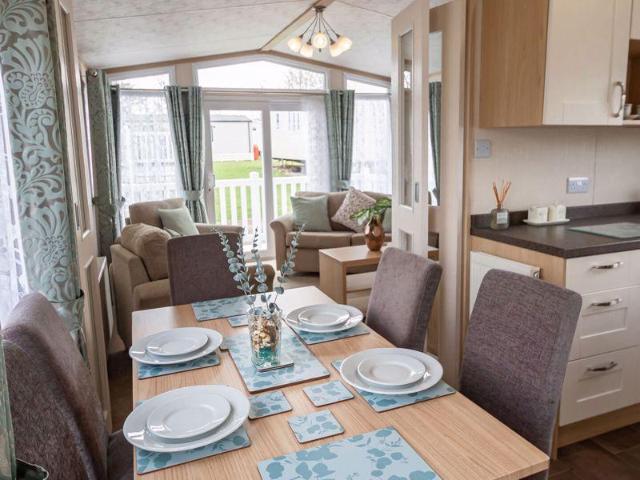 Park Home for sale in Wimborne, East Dorset