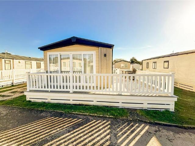 Park Home for sale in Milford-on-Sea, Ashurst Bridge