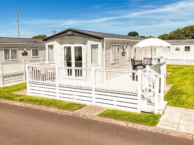 Park Home for sale in Old Milton, Ashurst Bridge