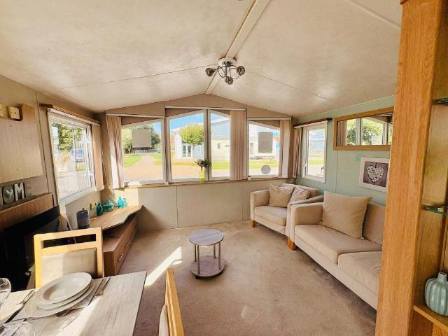 Park Home for sale in Tunstall, Roos