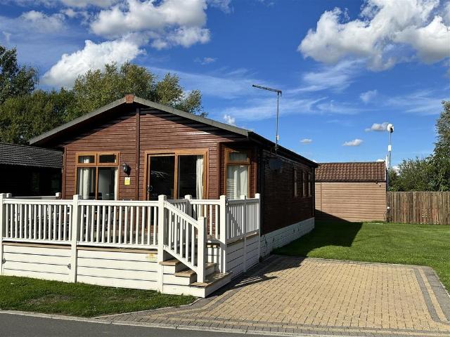 Park Home for sale in Amotherby, North Yorkshire