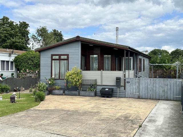 Park Home for sale in Kirby Misperton, North Yorkshire