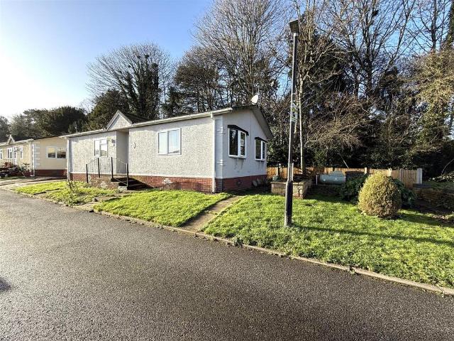 Park Home for sale in Armitage, Lichfield