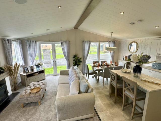 Park Home for sale in Porthcawl, Nottage
