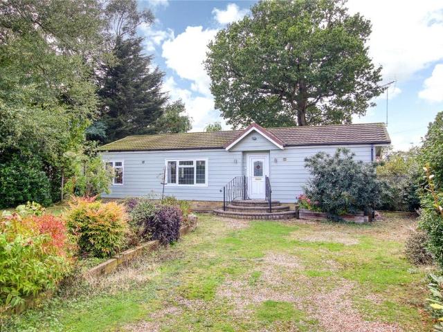 Park Home for sale in Chavey Down