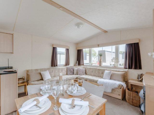 Park Home for sale in Eastbridge, Suffolk
