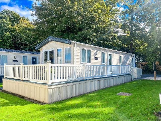 Park Home for sale in Ashurst Bridge, Hampshire