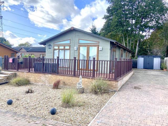 Park Home for sale in North Boarhunt, Hampshire