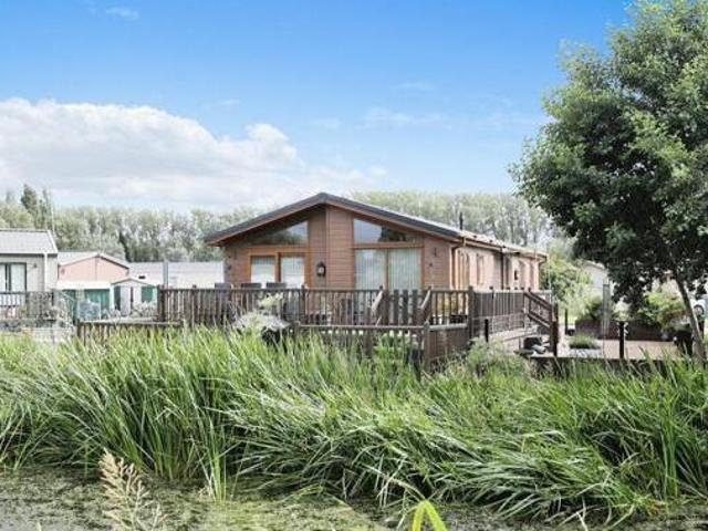 House for sale in Northampton, Northamptonshire