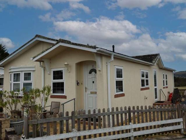 Park Home for sale in St. Mewan, Sticker