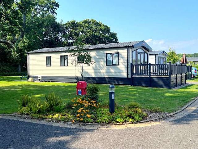 Park Home for sale in Ashurst Bridge, Hampshire