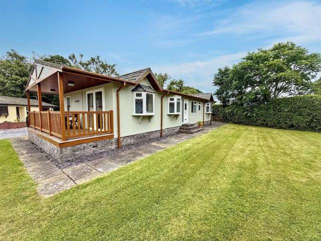 Park Home for sale in Llangoed, Wales