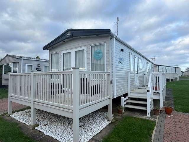 Park Home for sale in Cleethorpes, North East Lincolnshire