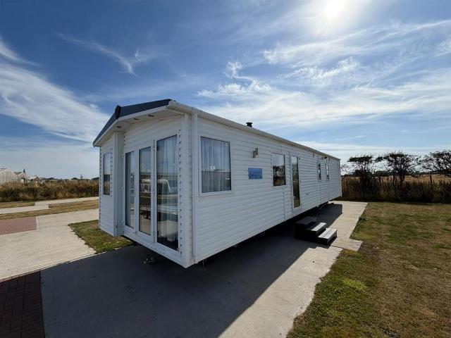 Park Home for rent in Mappleton, East Riding Of Yorkshire