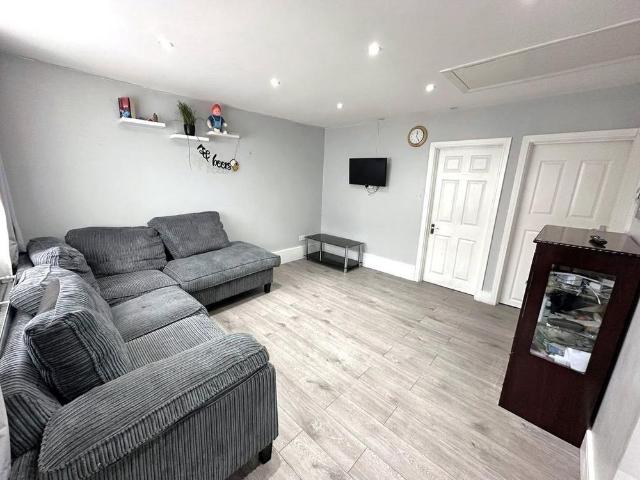 House for rent in Yeading, Greater London