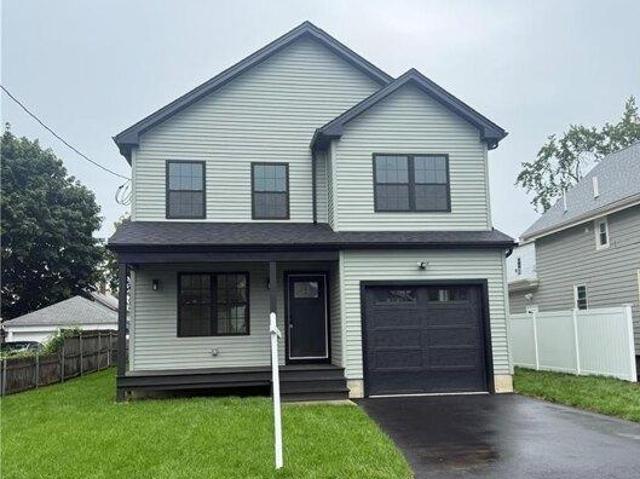 House for sale in Fairlawn, Pawtucket