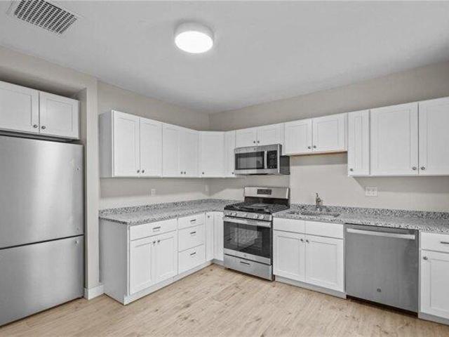 House for sale in Fairlawn, Pawtucket