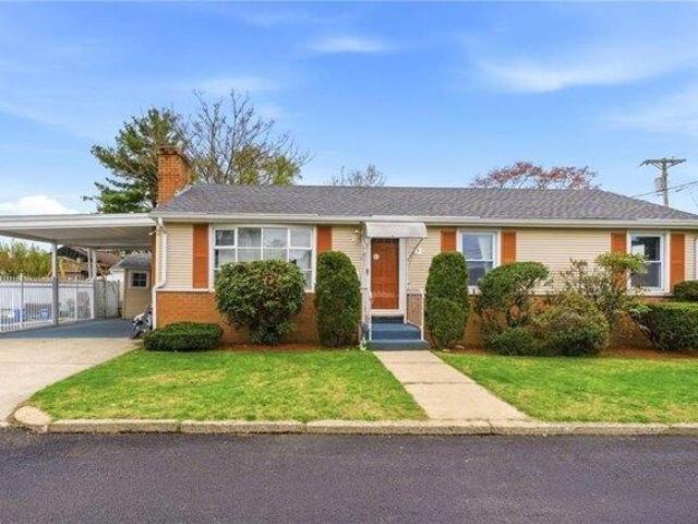 House for sale in Pawtucket, Rhode Island