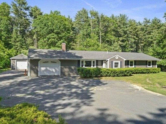 House for sale in Pembroke, Massachusetts