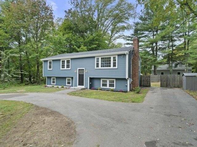 House for sale in Pembroke, Plymouth County
