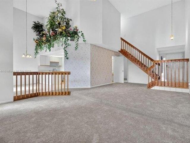 House for sale in Pembroke Pines, Florida