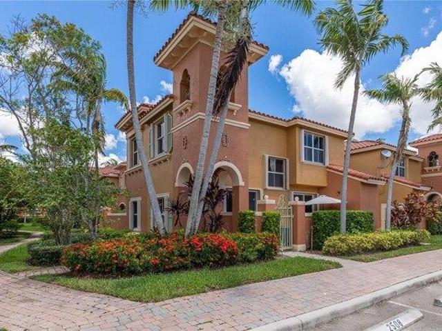 Condo for sale in Pembroke Pines, Florida