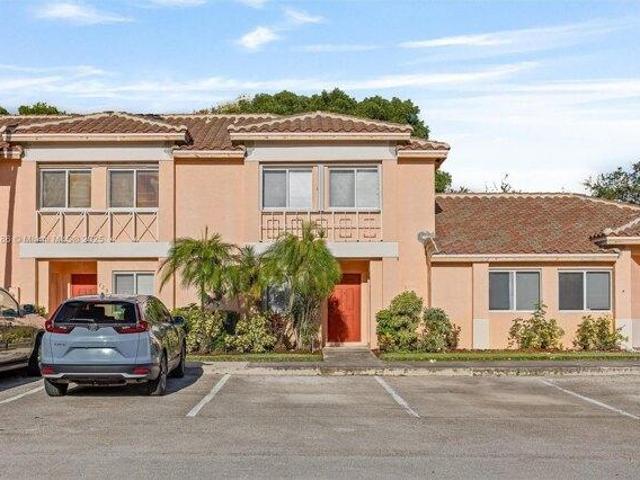 House for sale in Pembroke Pines, Florida