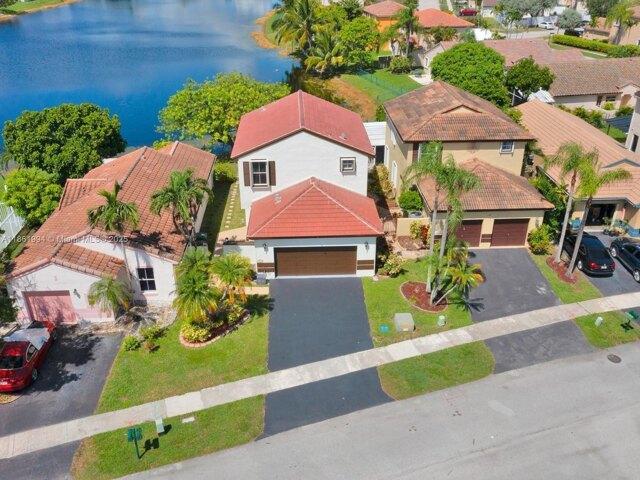 House for sale in Pembroke Pines, Florida