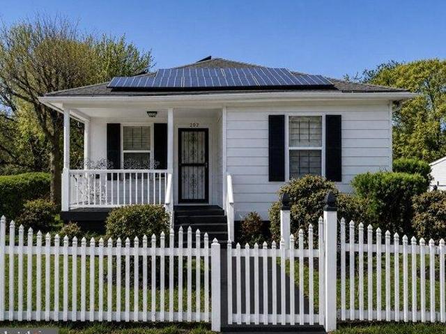 House for sale in Penns Grove, Salem County