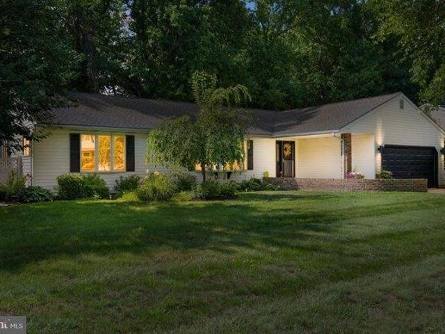 House for sale in Deepwater, New Jersey